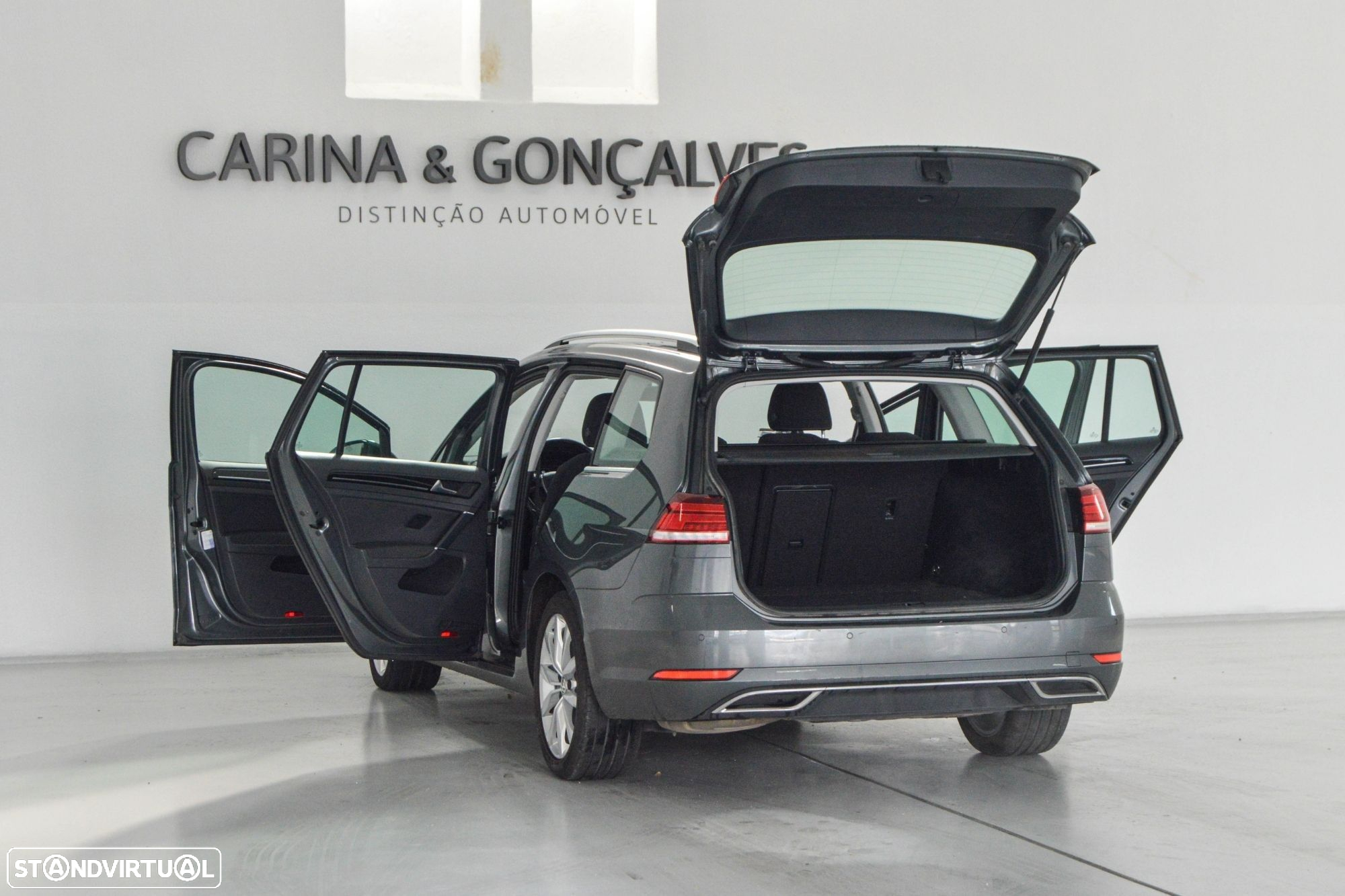 VW Golf Variant 2.0 TDi Highline DSG - 52
