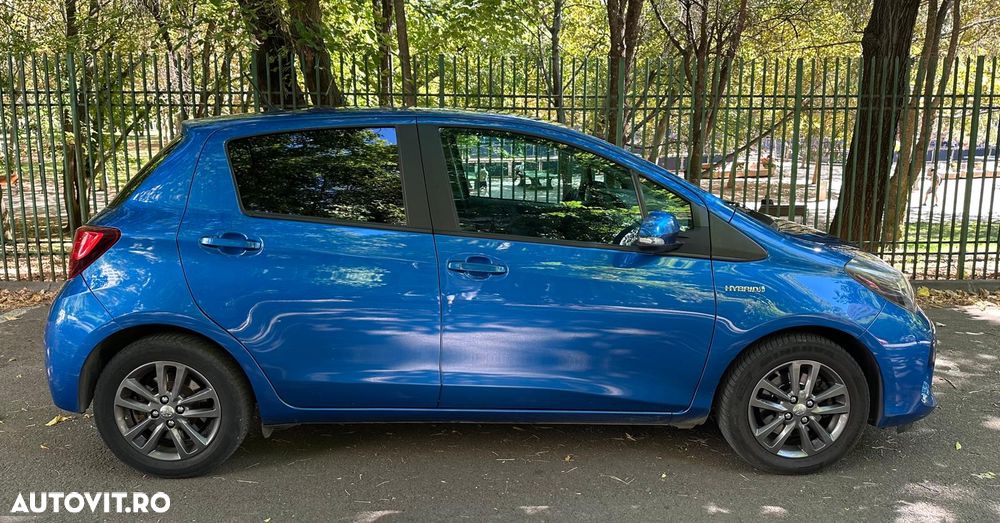 Toyota Yaris - 4