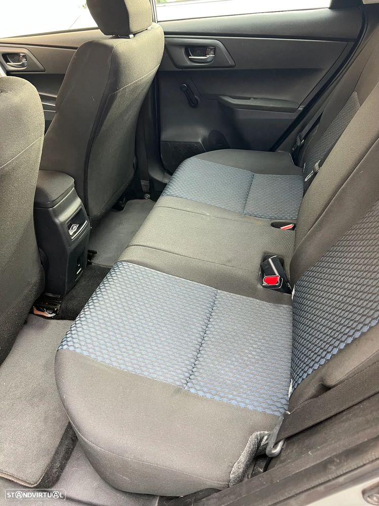 Toyota Auris 2015 photo 5