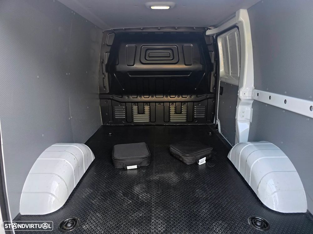 Maxus MAXUS e-DELIVER 3 - 10