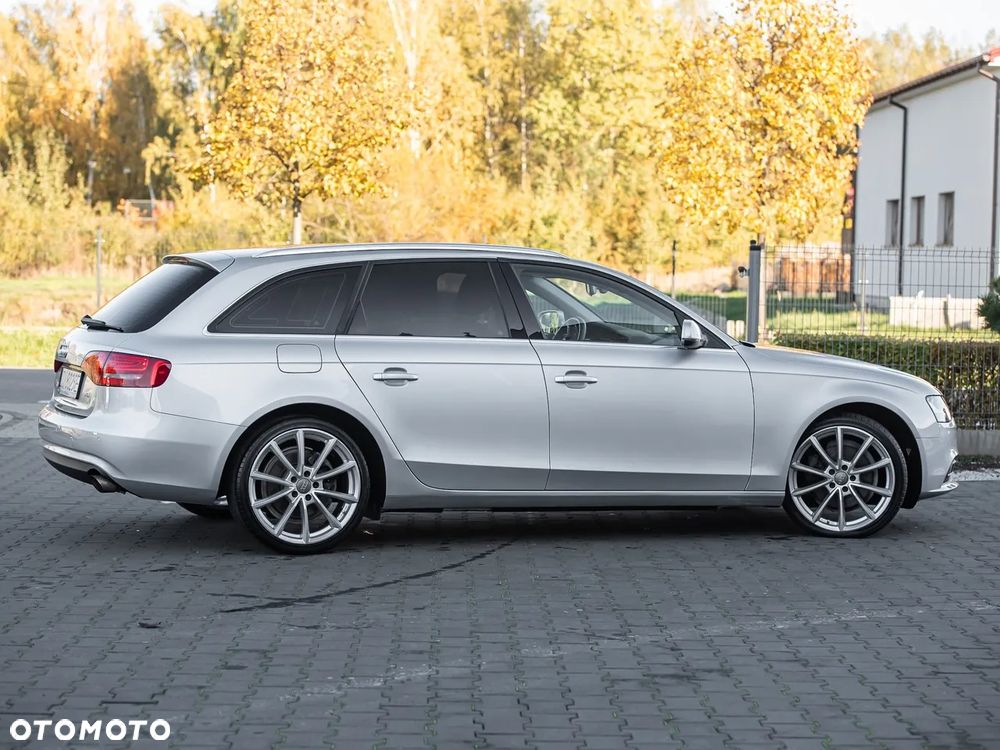 Audi A4 Avant - 14