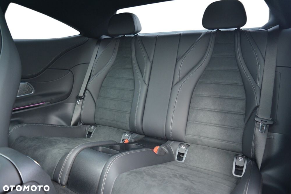 Mercedes-Benz CLE - 8