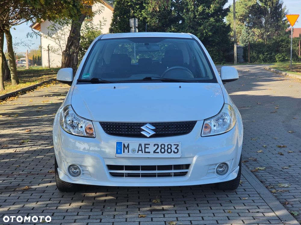 Suzuki Sx4 2010 photo 3
