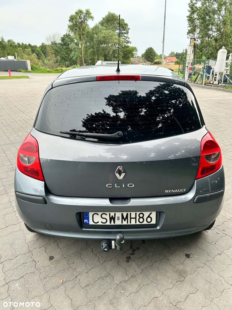 Renault Clio 1.6 16V Expression - 2