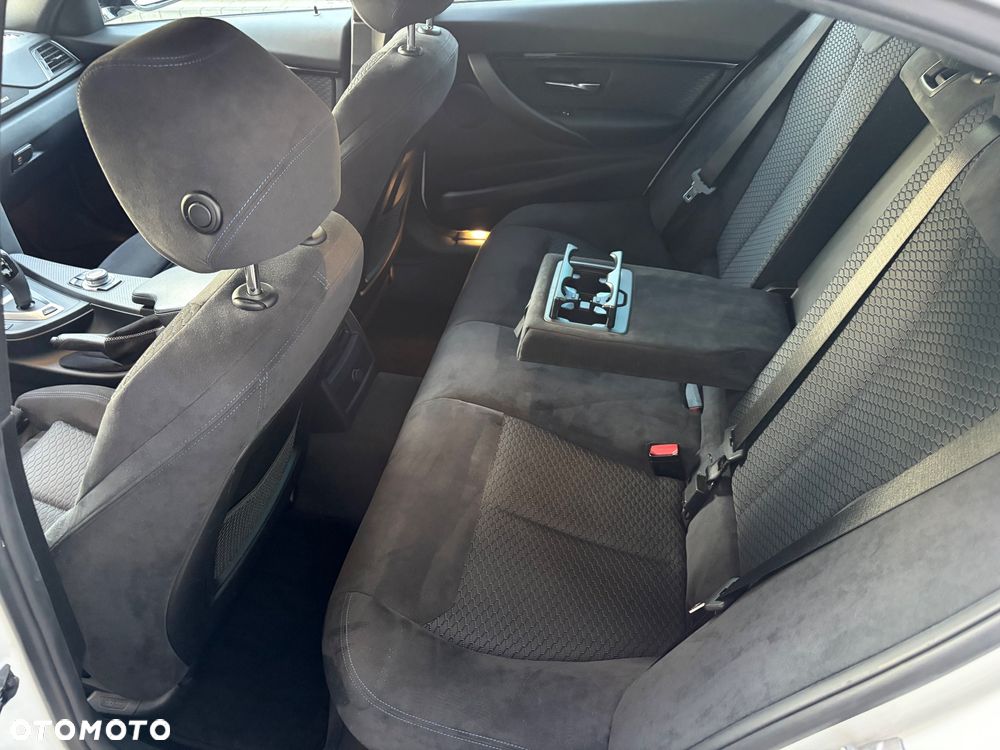 BMW Seria 3 - 10