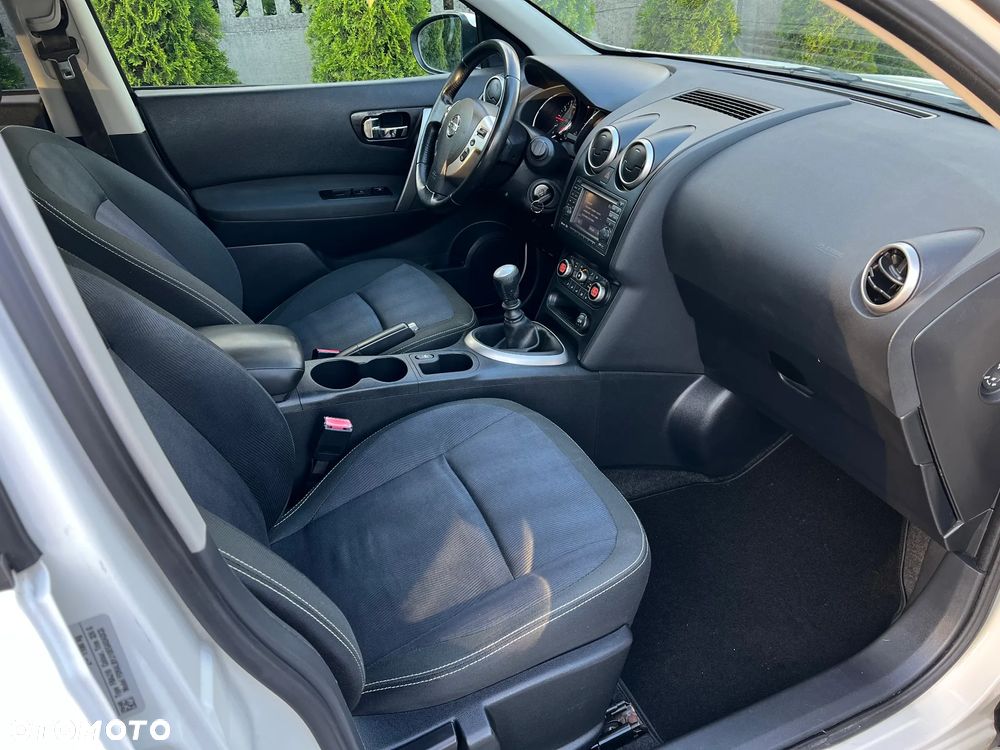 Nissan Qashqai 2.0 Tekna - 24