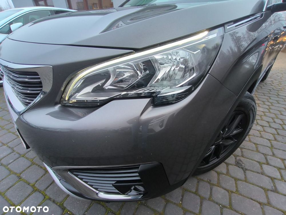 Peugeot 5008 - 22
