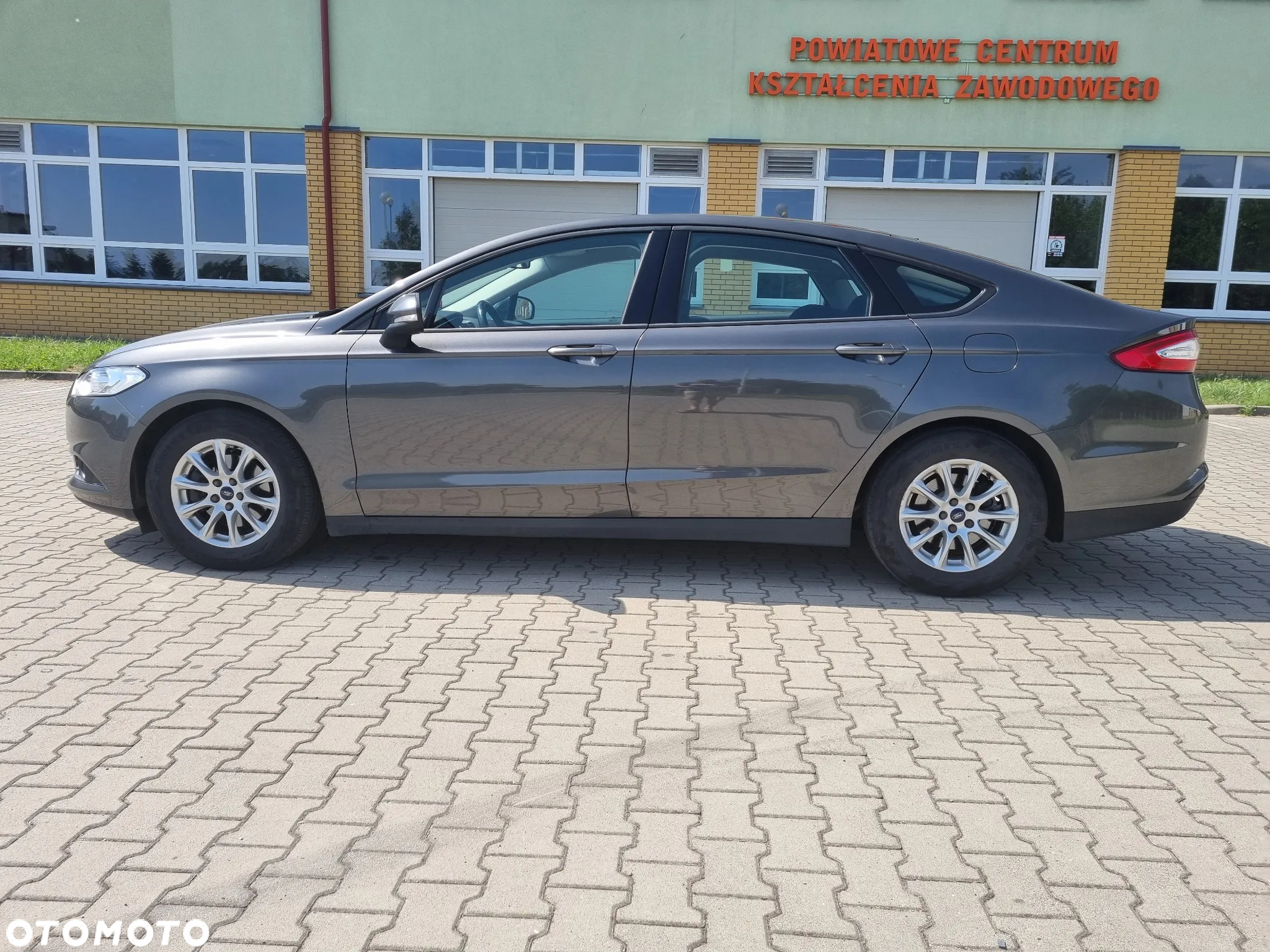 Ford Mondeo 2.0 TDCi Trend - 4