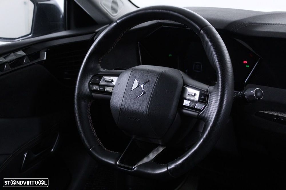 DS DS4 4 1.2 PureTech Performance Line EAT8 - 16