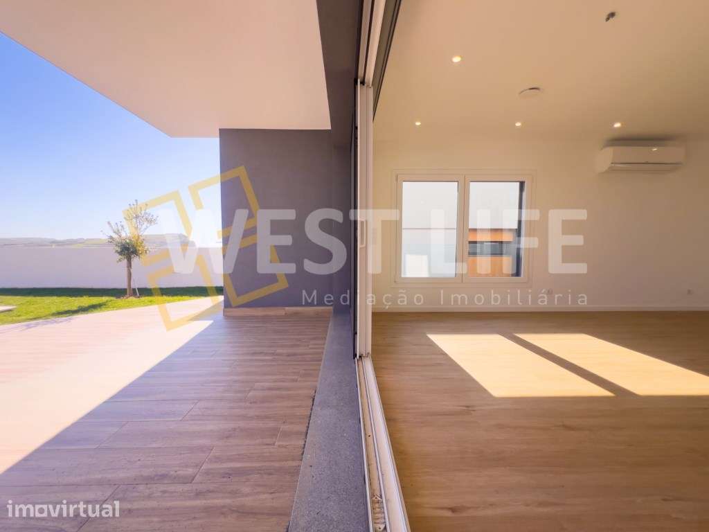 Moradia Independente T4 com VISTA MAR soberba- Jardim com piscina -... - Grande imagem: 4/43