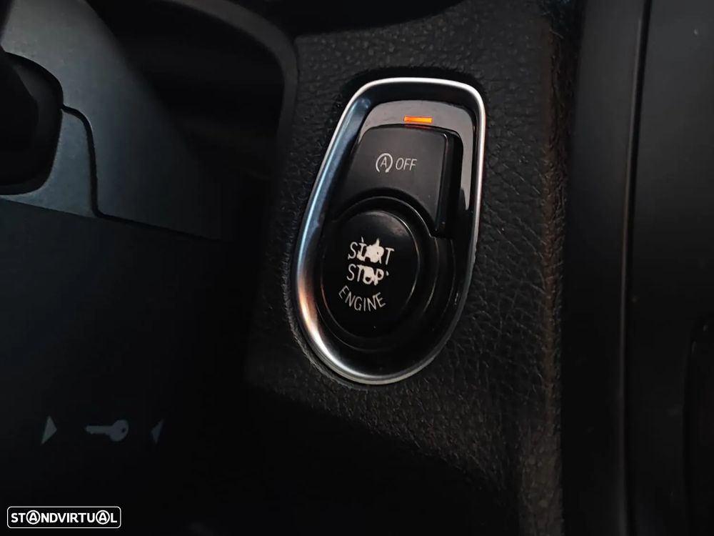 BMW 318 d DPF Touring Edition Sport - 42
