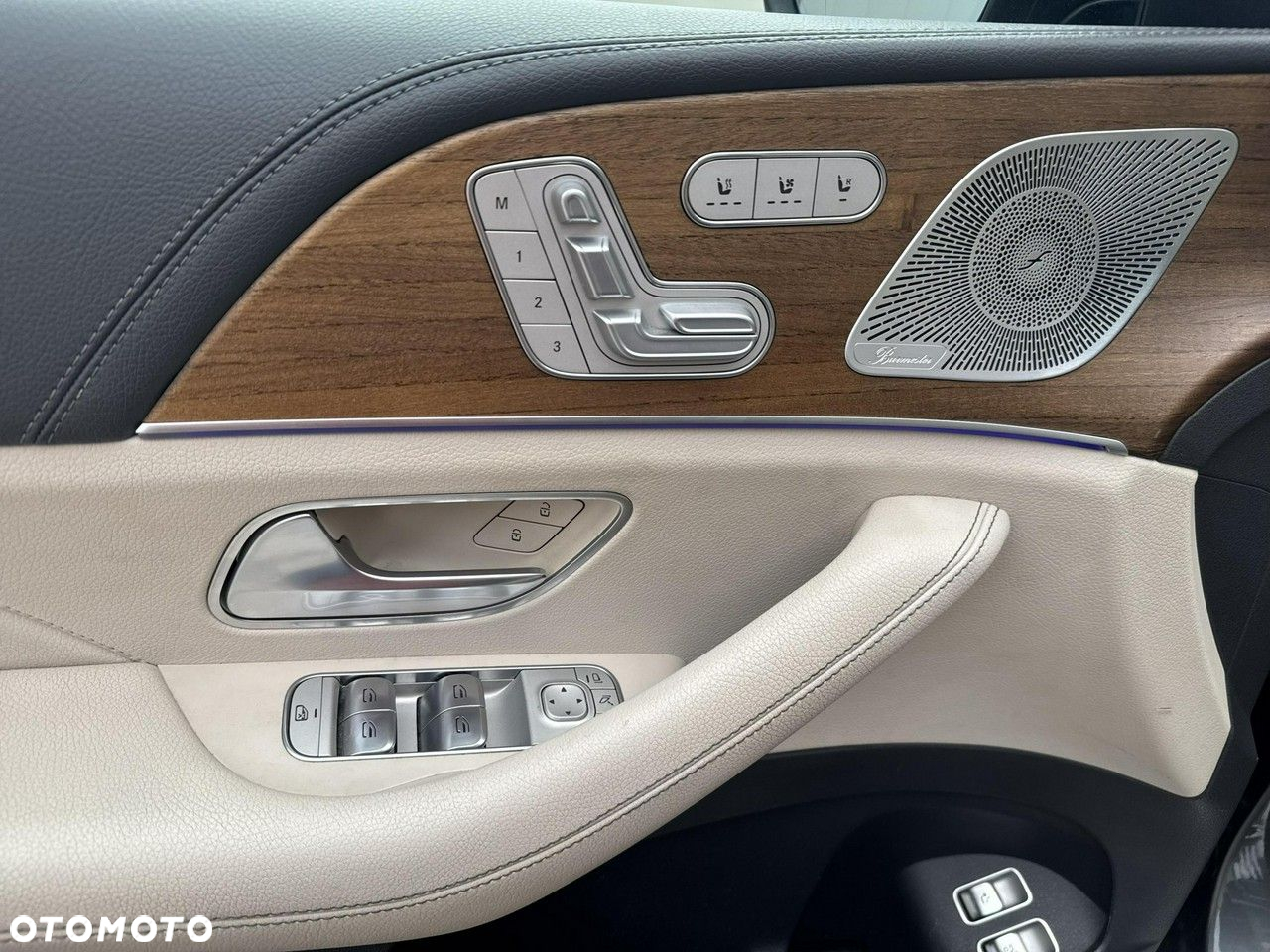 Mercedes-Benz GLE - 13