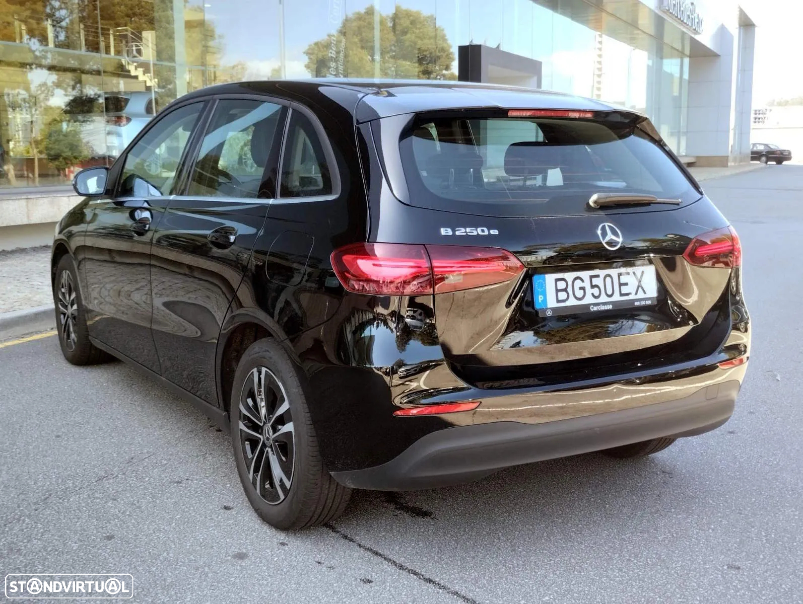 Mercedes-Benz B 250 e - 9