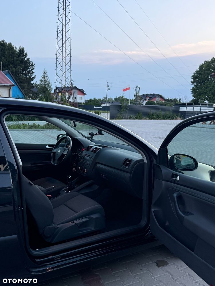 Volkswagen Golf - 9