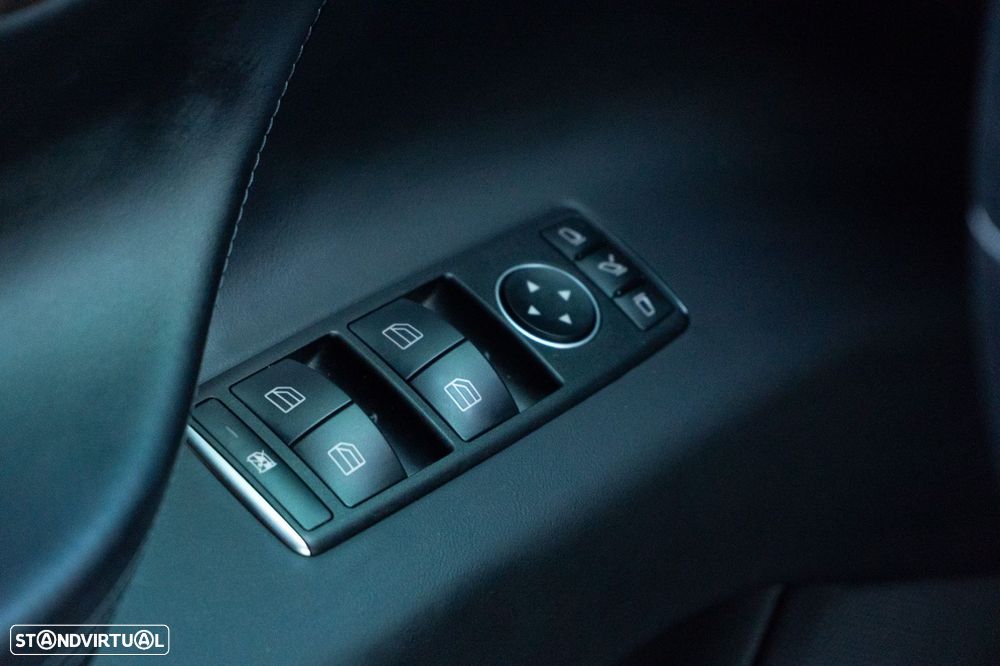 Tesla Model X 75D AWD - 16