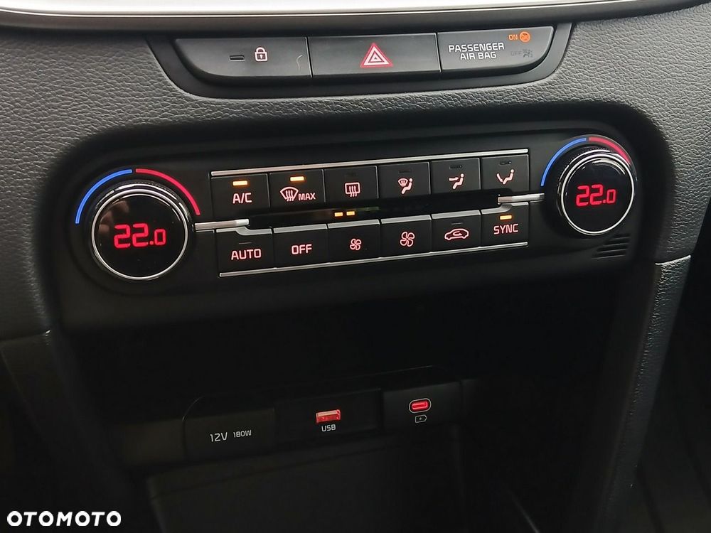 Kia Ceed 1.5 T-GDI M DCT - 23