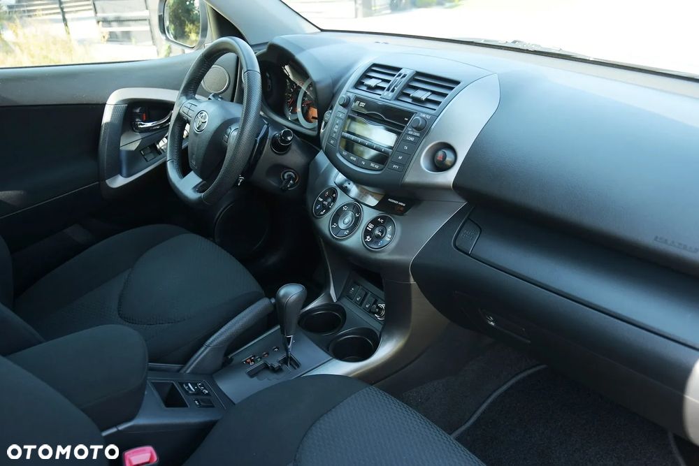 Toyota RAV4 2.0 VVT-i Prestige - 18