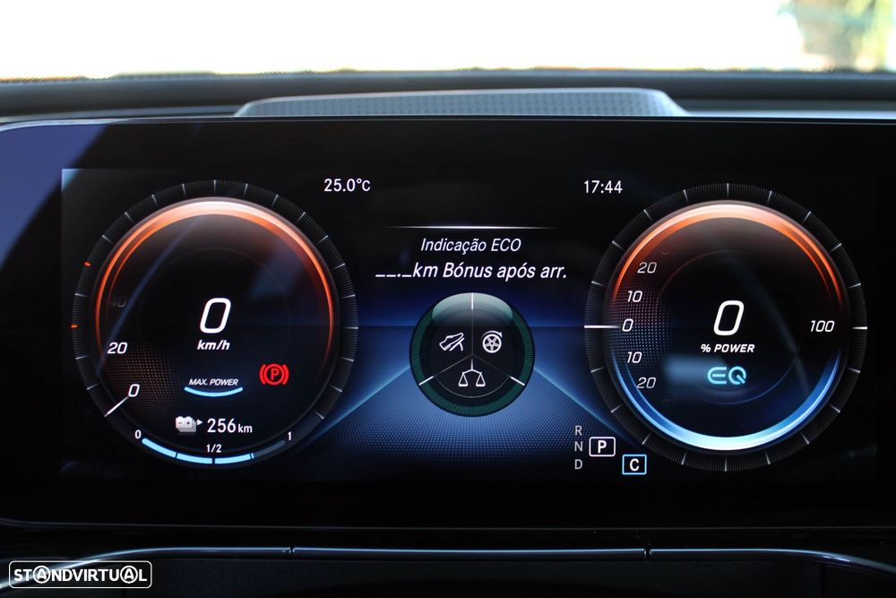 Mercedes-Benz EQC 400 4Matic - 23