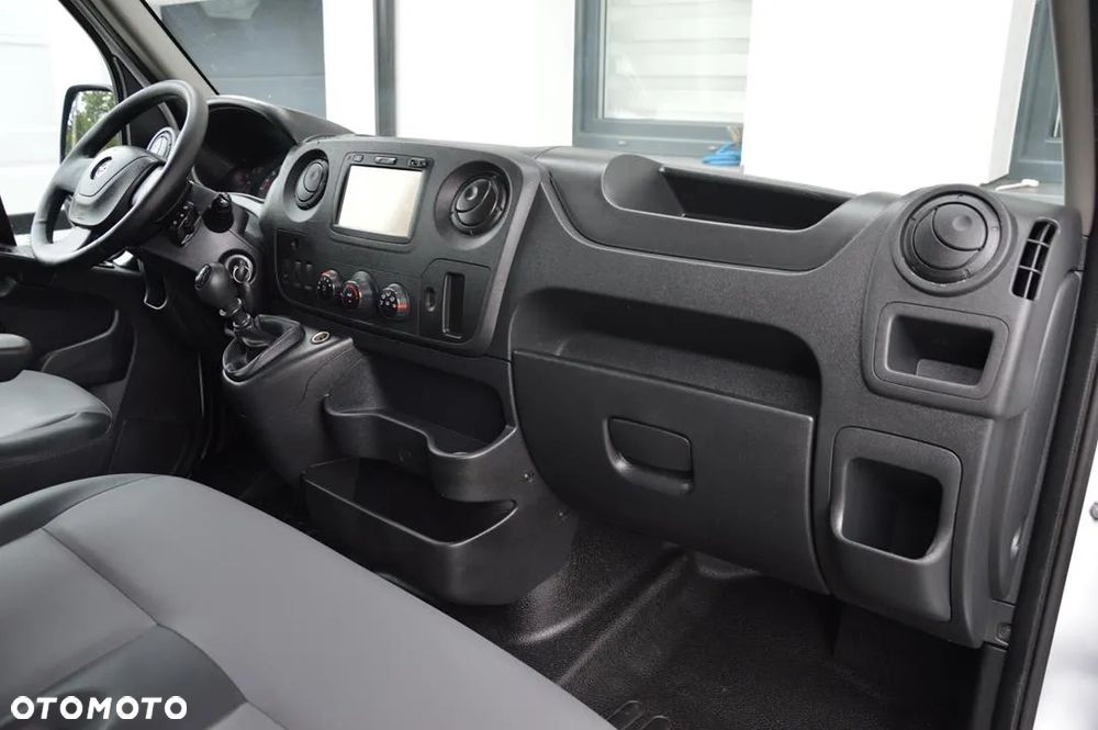 Opel Movano - 18