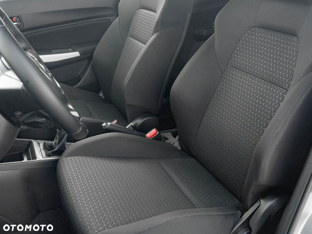 Suzuki Swift - 12