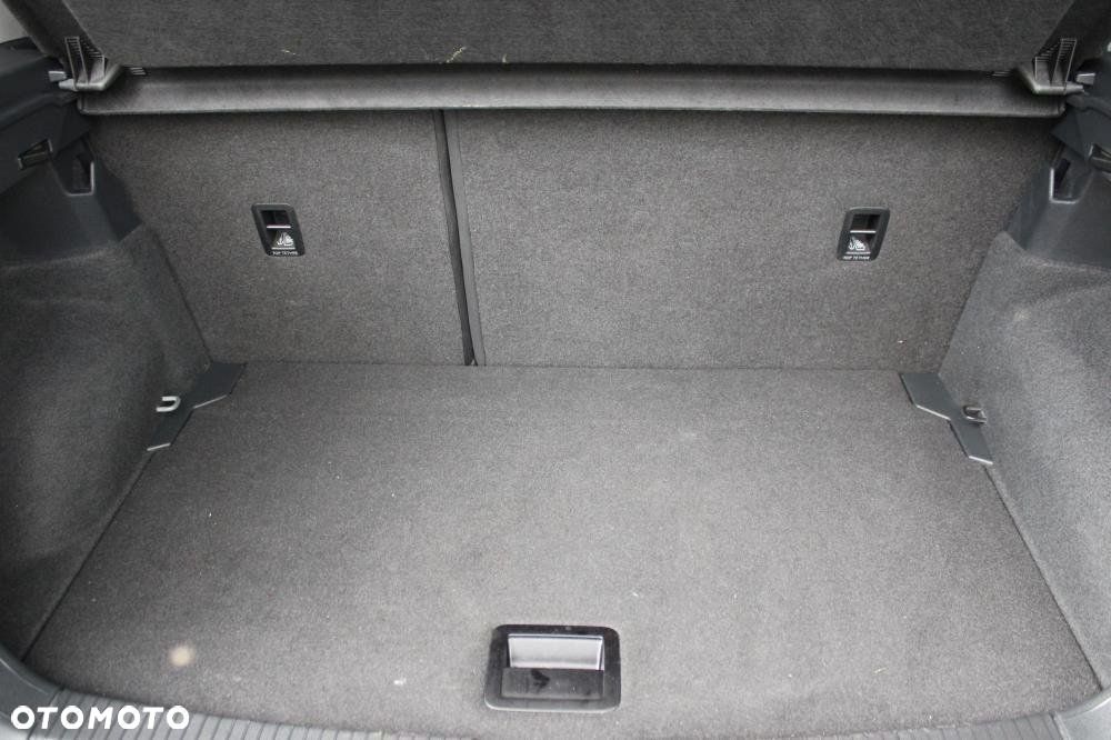 Volkswagen T-Cross - 27