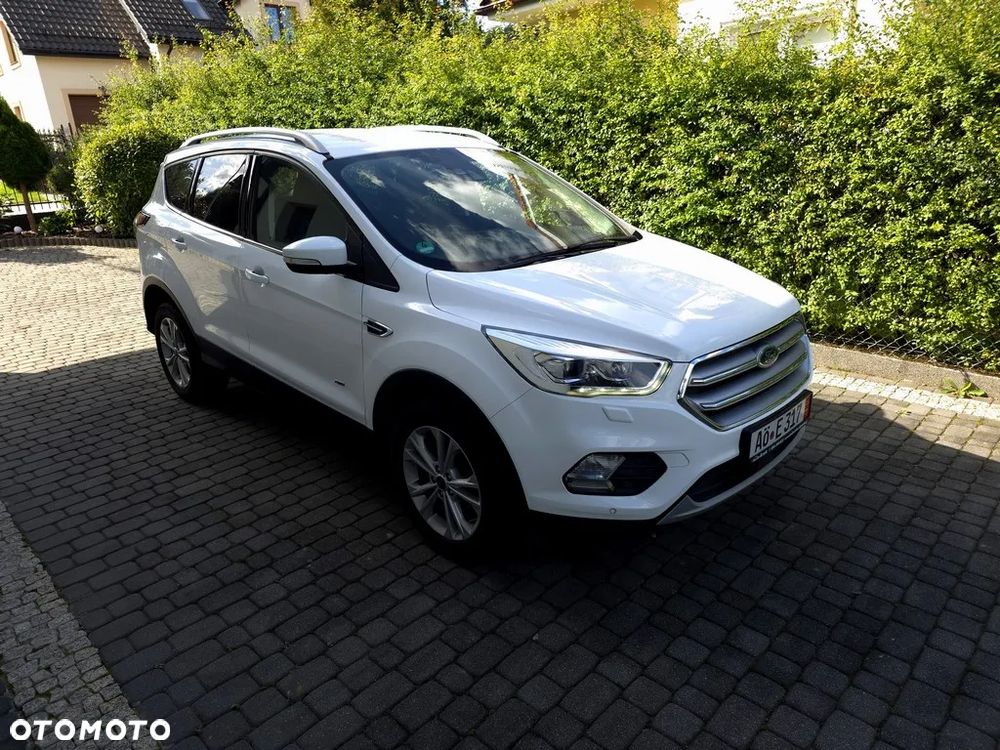 Ford Kuga 2.0 TDCi AWD Titanium - 1
