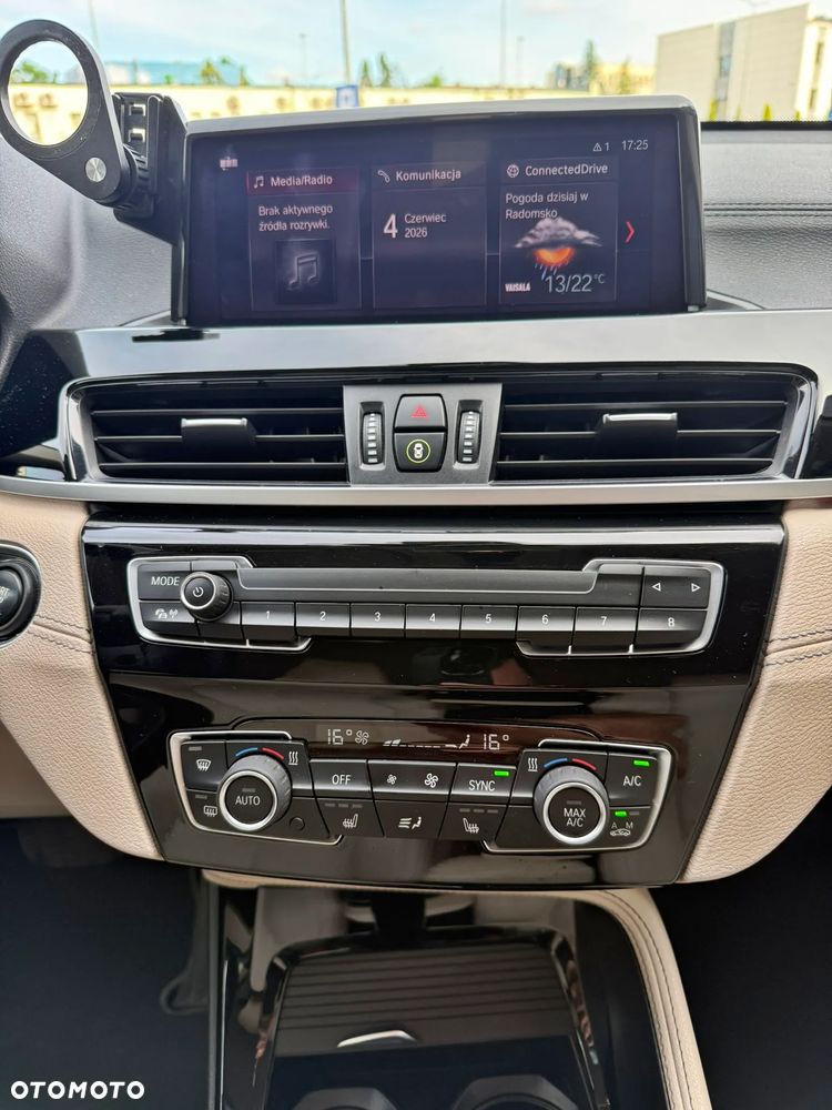 BMW X1 sDrive18i Sport Line - 19