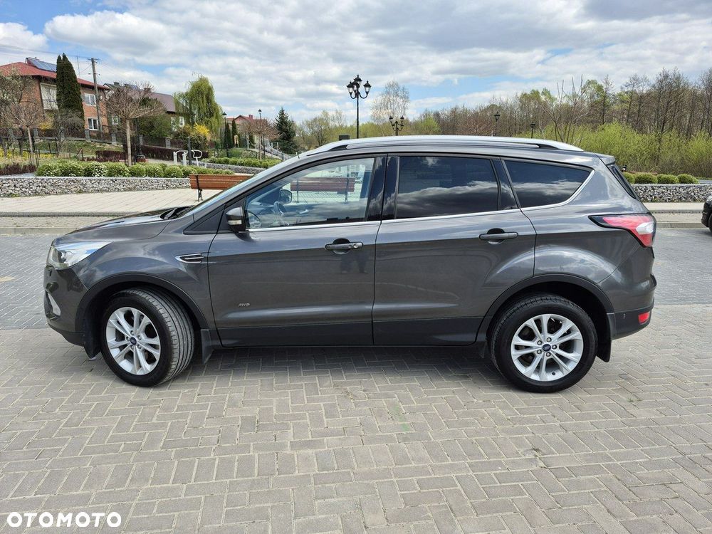 Ford Kuga - 2