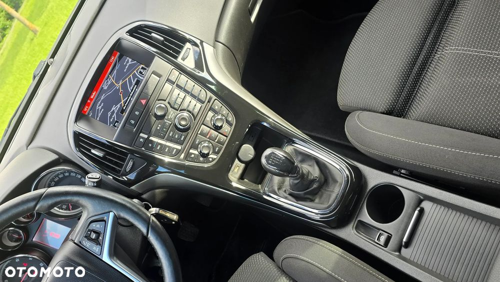 Opel Astra - 14