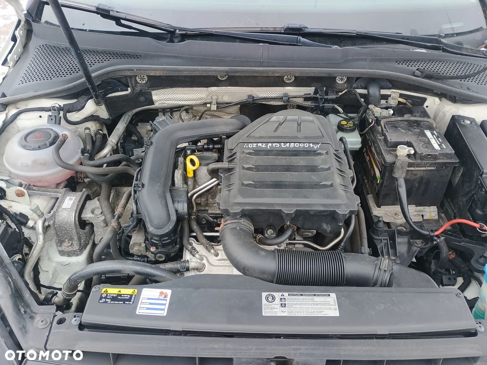 Volkswagen Golf 1.0 TSI - 13