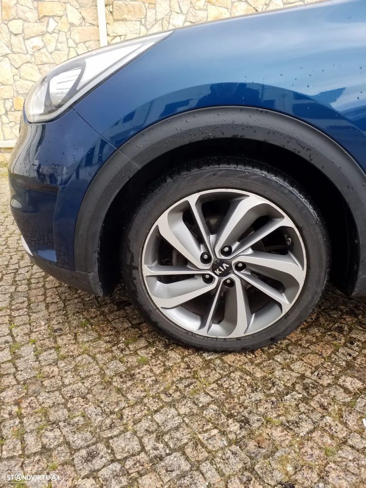 Kia Niro 1.6 GDi HEV - 9