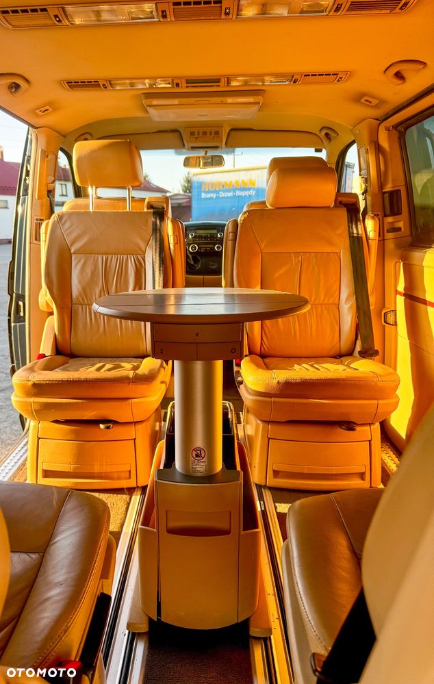 Volkswagen Multivan - 6