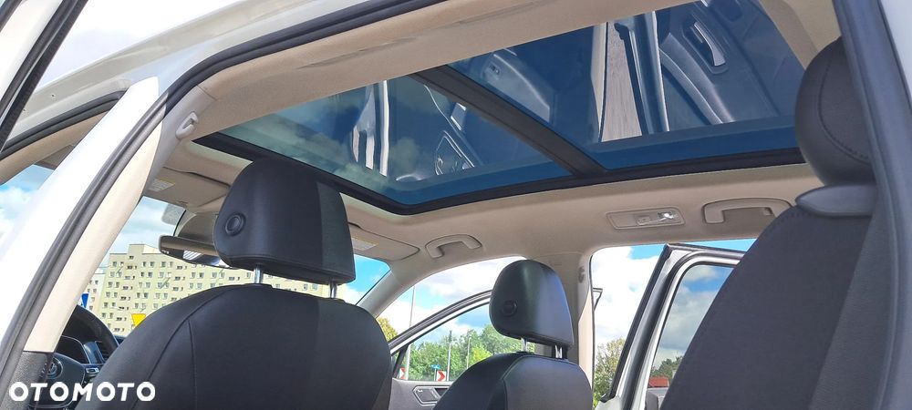 Volkswagen Tiguan Allspace - 15