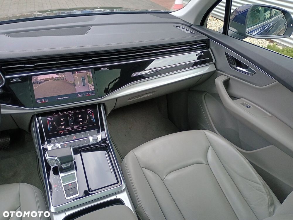 Audi Q7 - 18