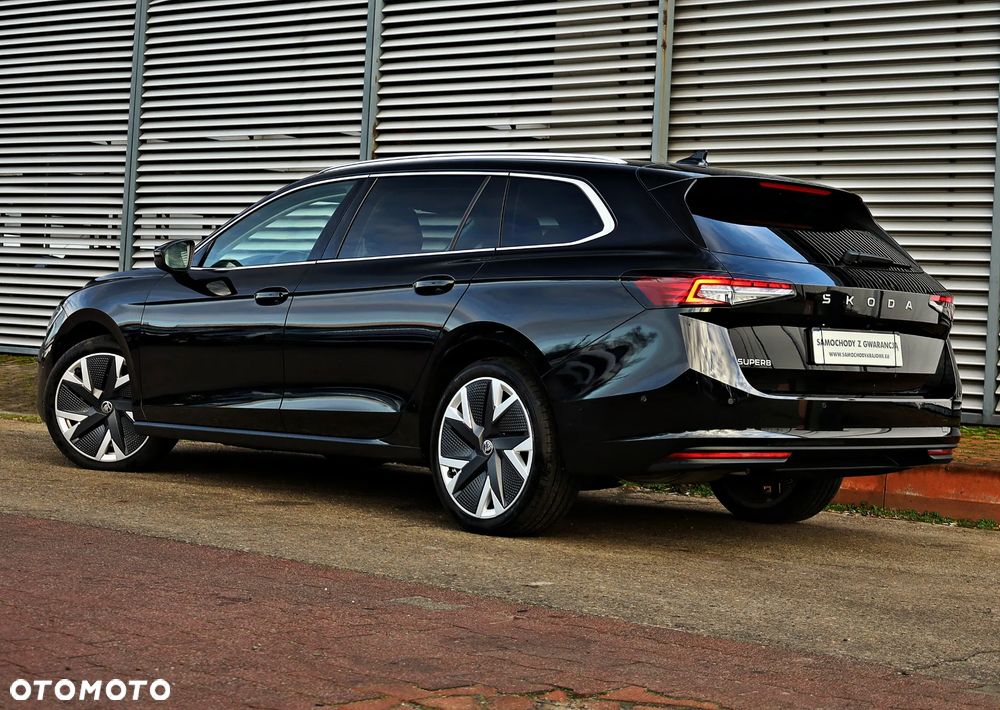 Skoda Superb 1.5 TSI mHEV Selection DSG - 8