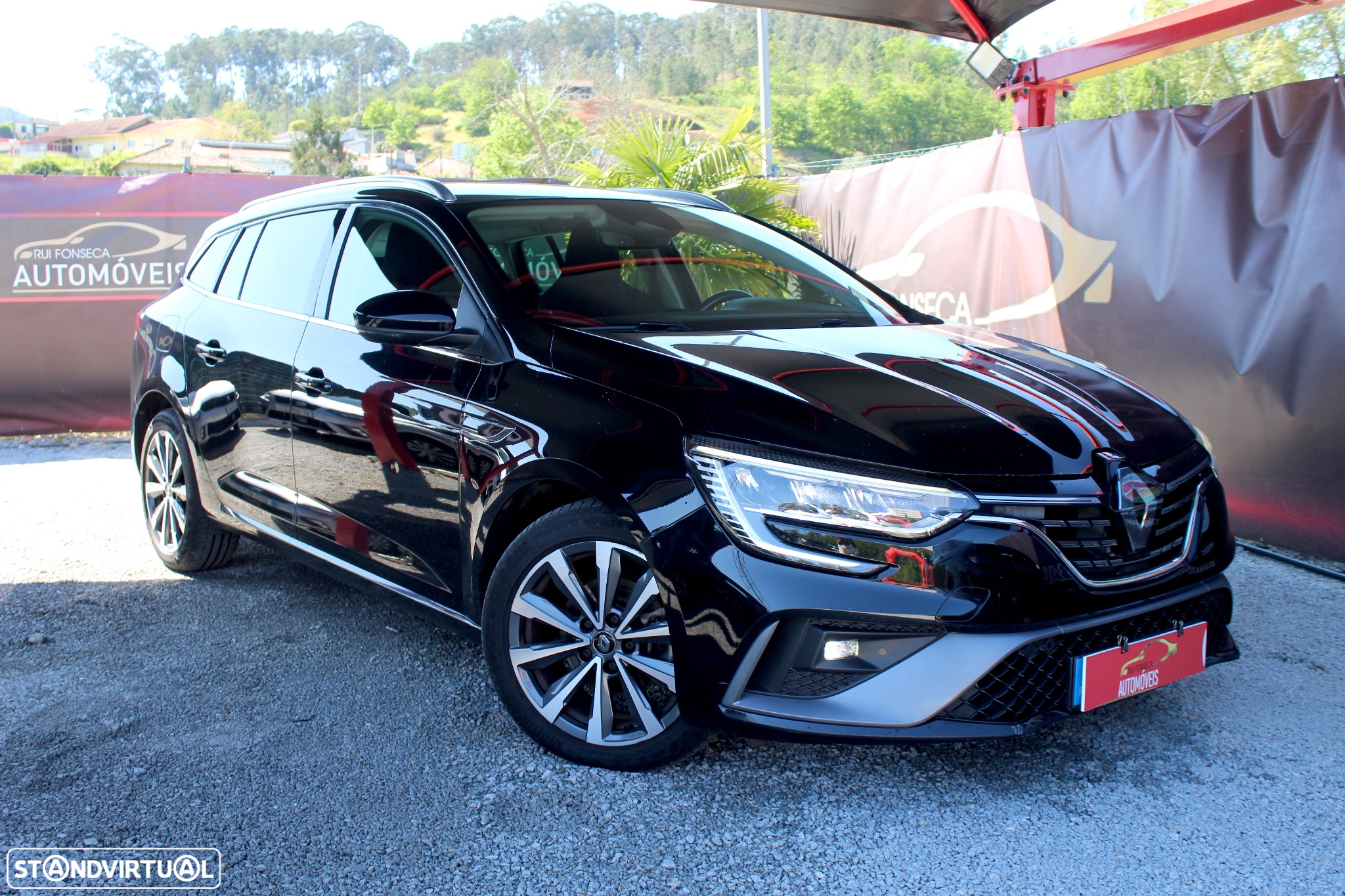 Renault Mégane Sport Tourer 1.5 Blue dCi R.S. Line - 2