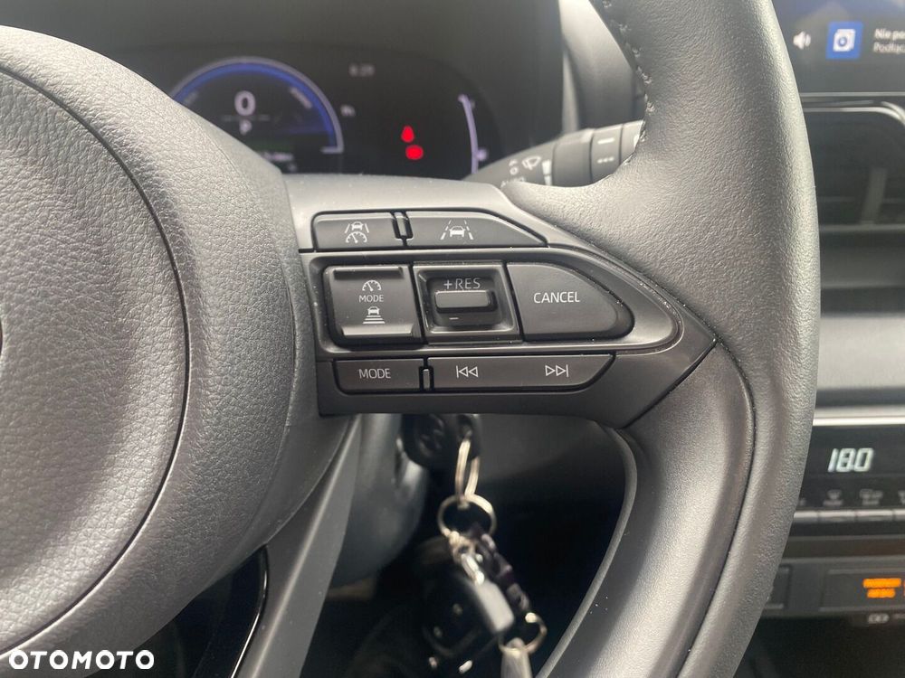 Toyota Yaris Hybrid 1.5 Style - 17