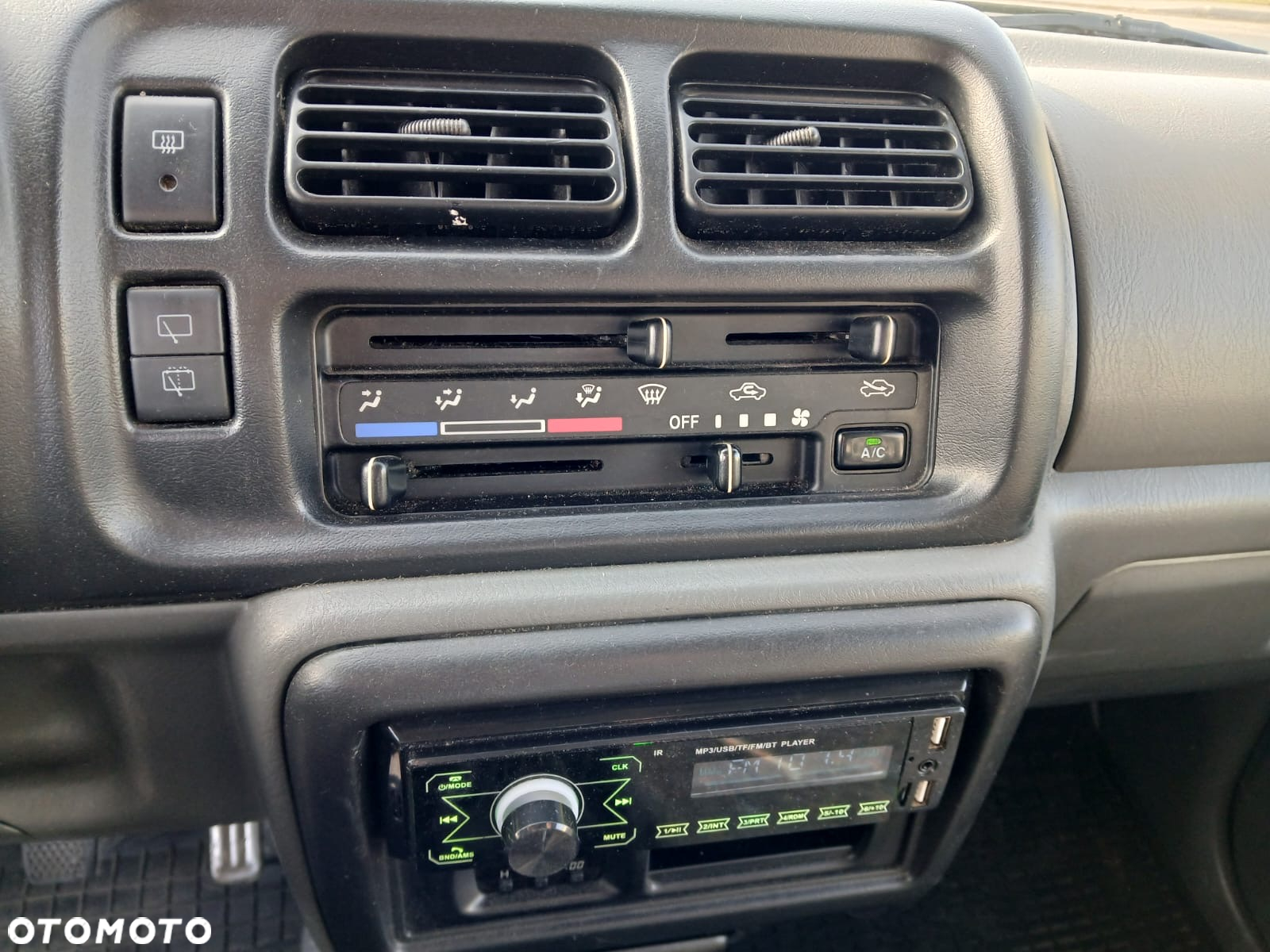 Suzuki Jimny 1.3 JLX - 10