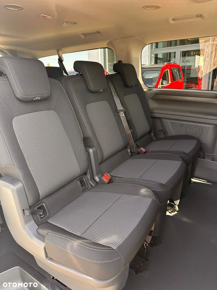 Volkswagen Caravelle 2.0 TDI L2 - 11