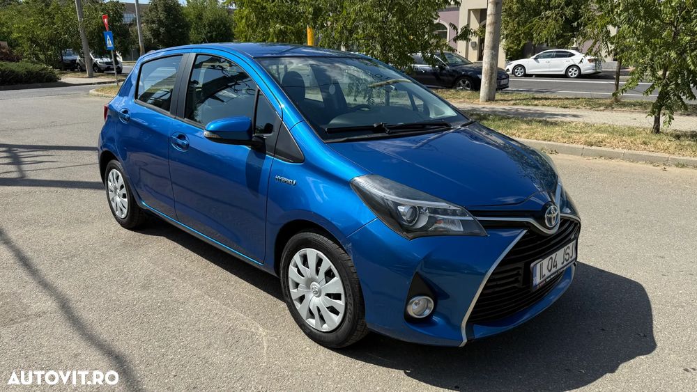 Toyota Yaris 1.5 VVT-i HSD Luna - 2