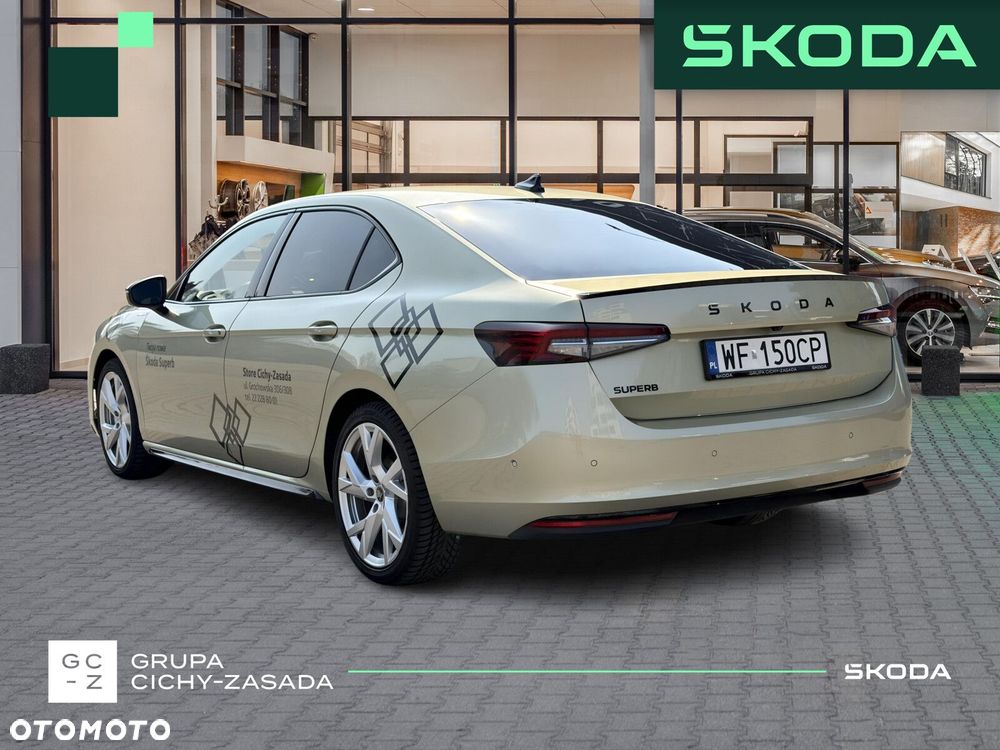 Skoda Superb 2.0 TSI Sportline DSG - 4