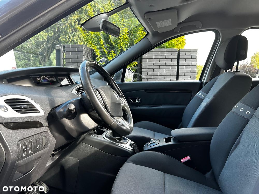 Renault Scenic 1.5dCi TomTom Edition EDC - 15