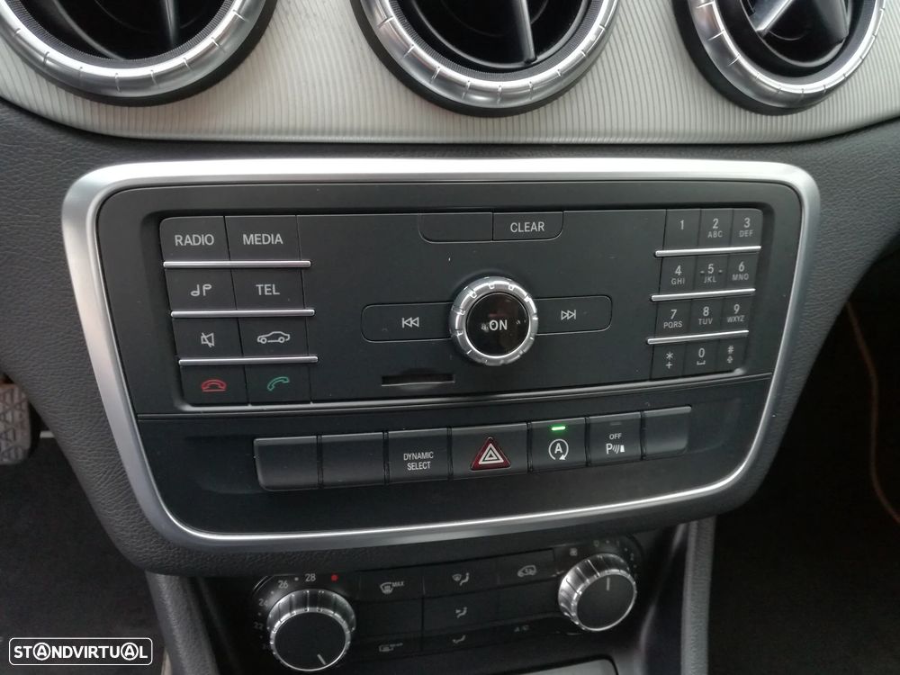 Mercedes-Benz CLA 180 CDI Urban - 22