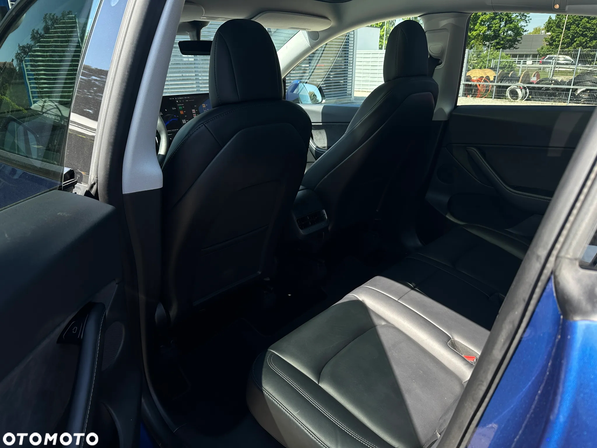 Tesla Y Model Long Range Dual Motor AWD - 13