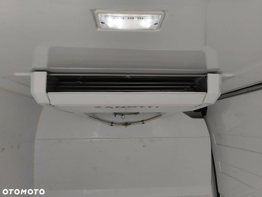 Renault Master - 15