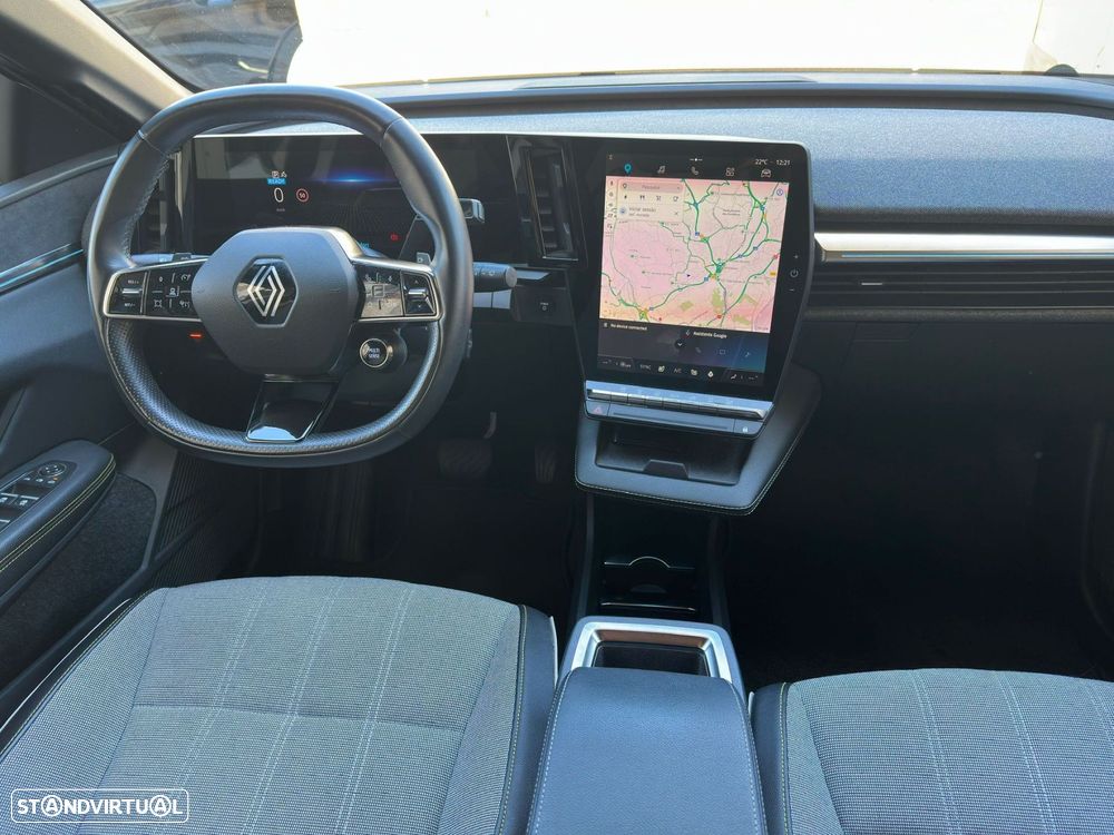 Renault Mégane E-Tech - 7