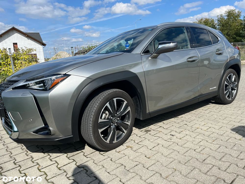 Lexus UX - 2