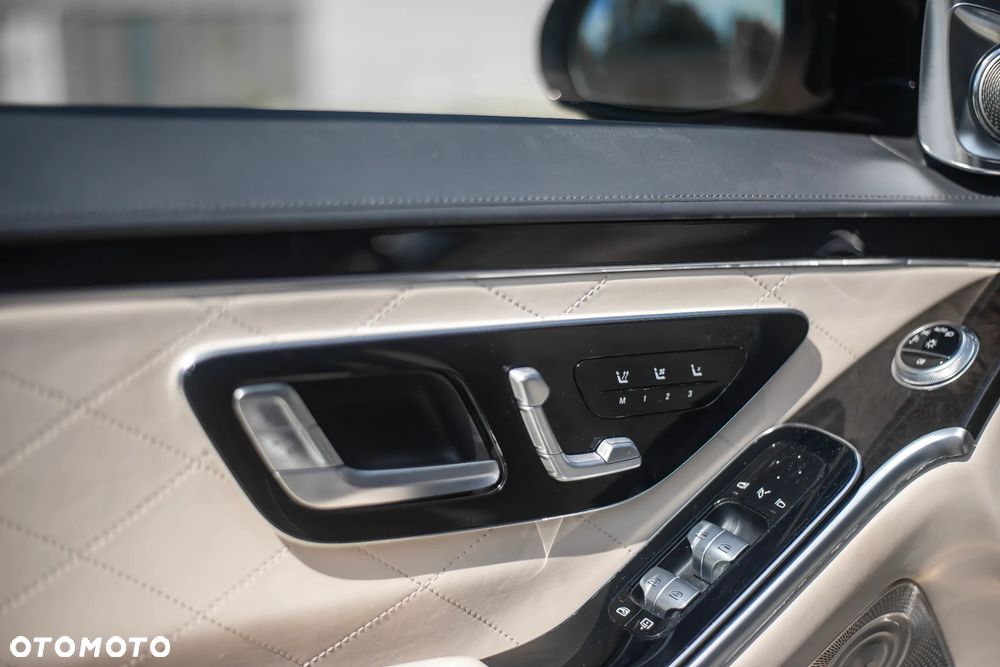 Mercedes-Benz Klasa S 400 d 4-Matic L AMG Line 9G-TRONIC - 24