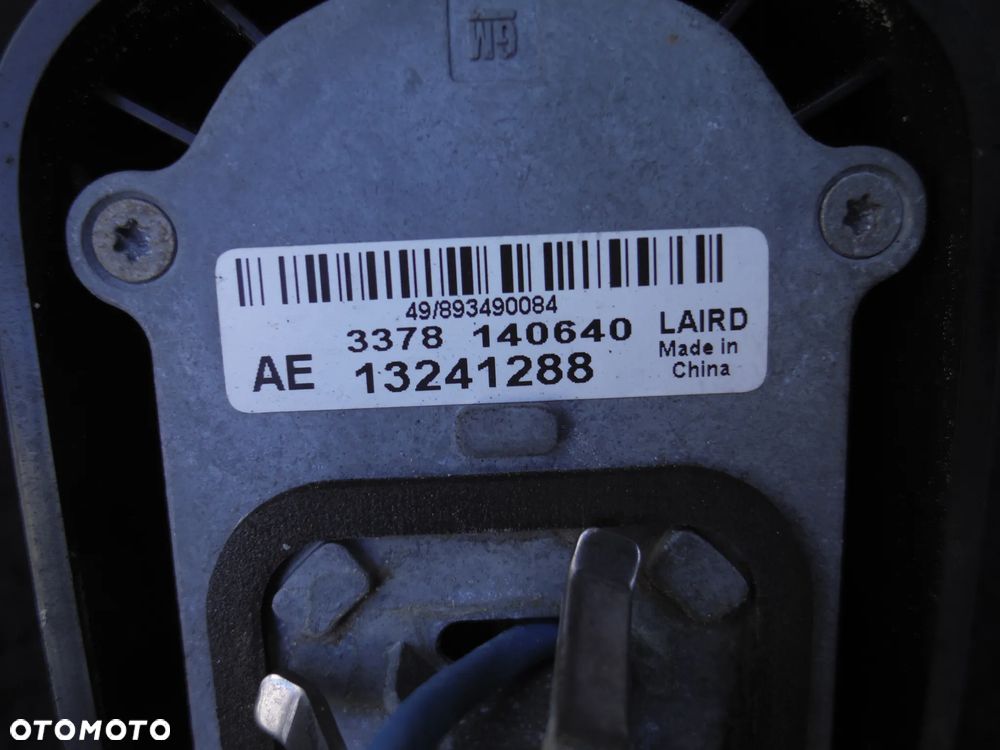 OPEL INSIGNIA A ANTENA DACHOWA GPS REKINEK 13241288 - 3