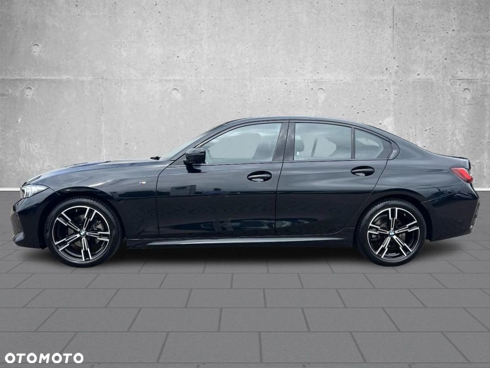 BMW Seria 3 318i M Sport - 3